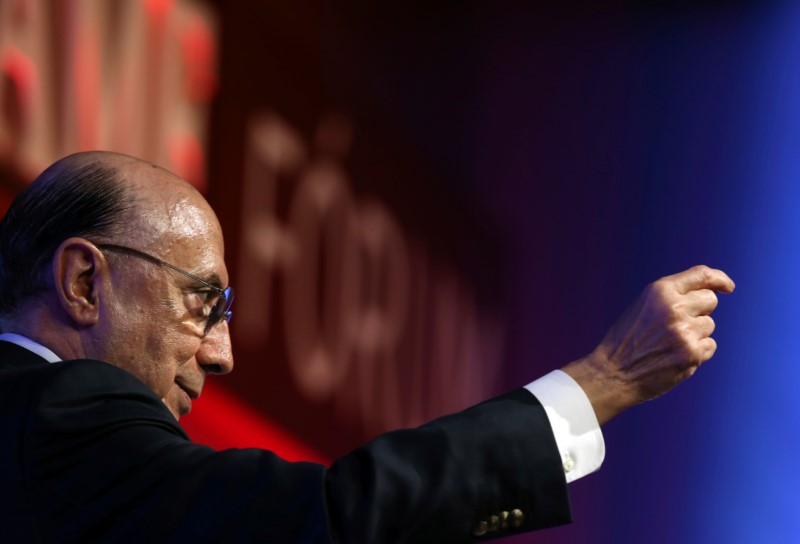 © Reuters. Meirelles participa de fórum em São Paulo