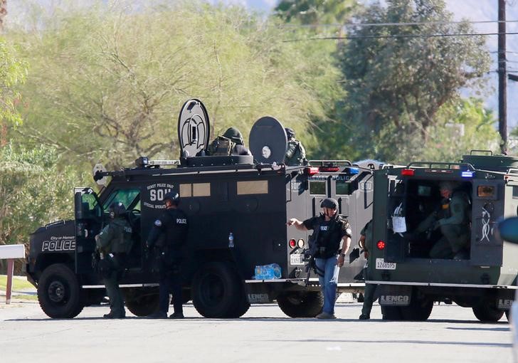 © Reuters. مصحح-القبض على مشتبه به في حادث قتل شرطيين في ولاية كاليفورنيا الأمريكية