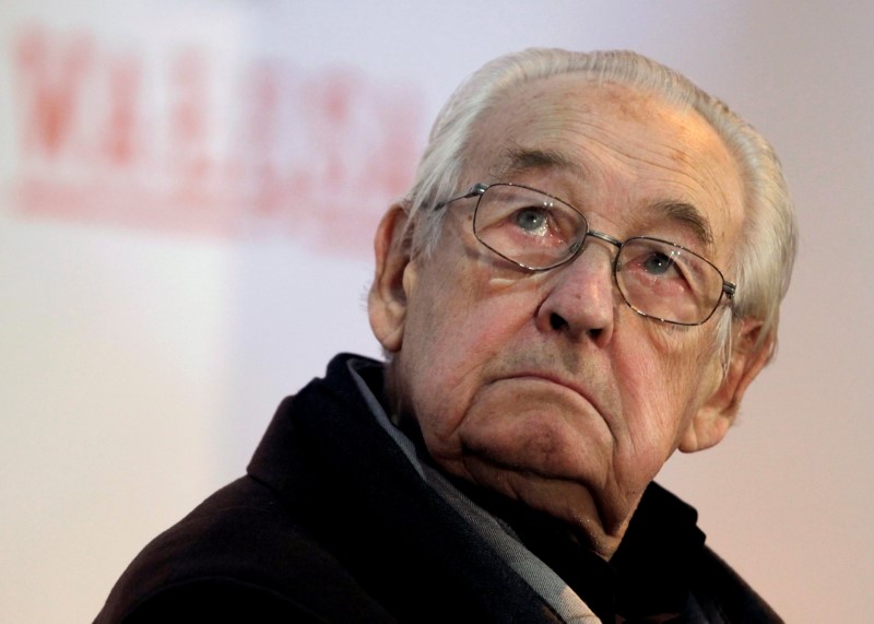 © Reuters. Diretor de cinema Andrzej Wajda