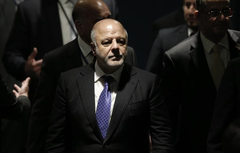 © Reuters. Prime Minister Haider Al-Abadi of Iraq waits to address the United Nations General Assembly in New York