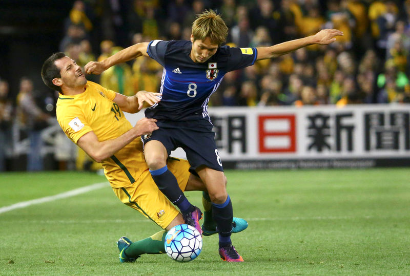 © Reuters. Football Soccer - Australia v Japan - World Cup 2018 Qualifier