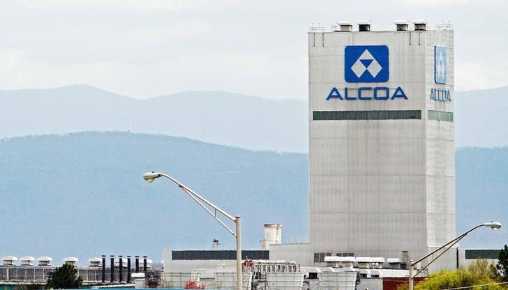 © Reuters. Alcoa aluminum plant in Alcoa, Tennessee