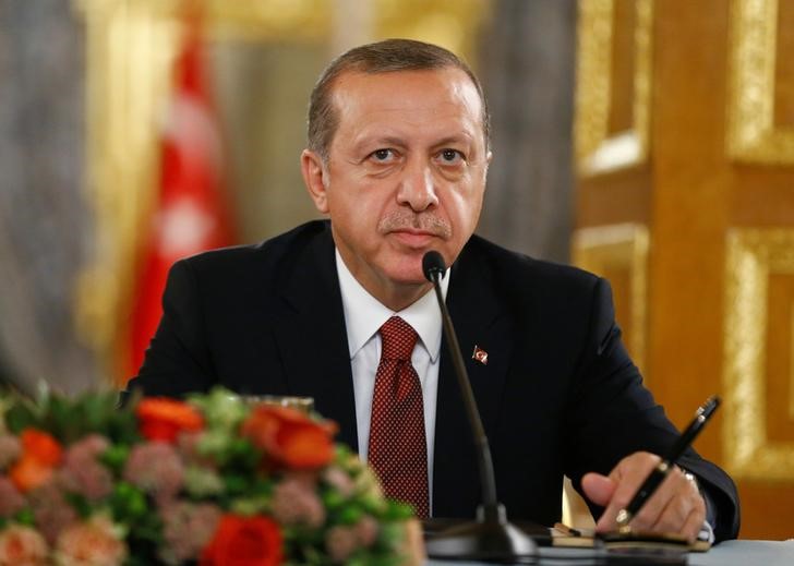 © Reuters. Erdogan concede entrevista em Istambul