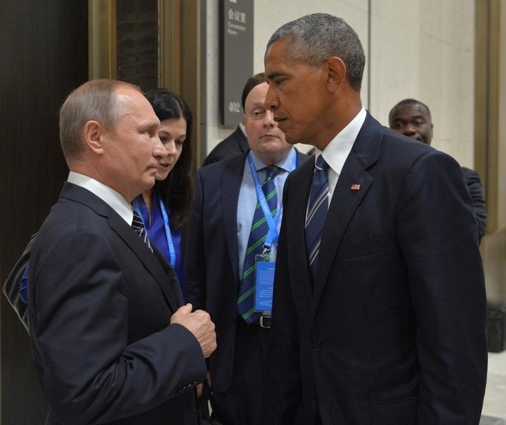 © Reuters. Russian President Putin meets with U.S. President Obama on sidelines of G20 Summit in Hangzhou