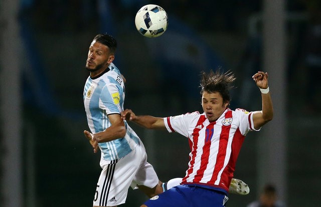 © Reuters. Football Soccer - World Cup 2018 Qualifier - Argentina v Paraguay