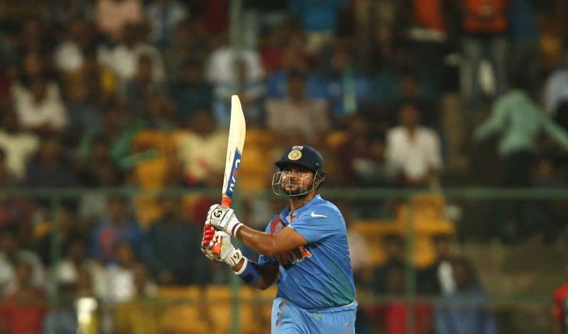 © Reuters. Cricket - India v Bangladesh - World Twenty20 cricket tournament