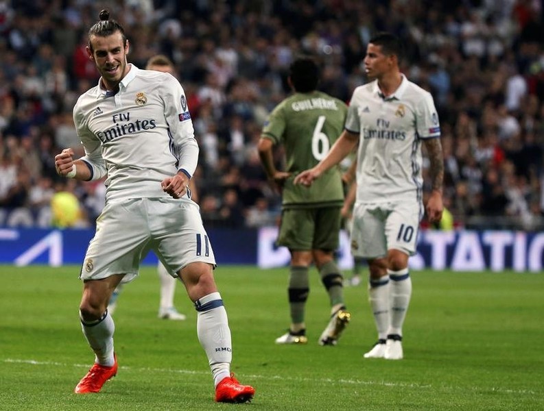 © Reuters. ريال مدريد يسجل خمسة أهداف في ظهور رائع أمام ليجيا