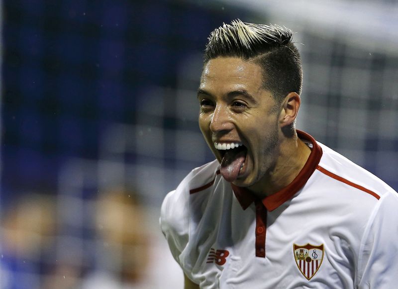 © Reuters. Football Soccer - Dinamo Zagreb v Sevilla FC - UEFA Champions League Group Stage