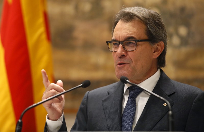 © Reuters. Artur Mas: el riesgo económico obligará a Madrid a pactar con Cataluña