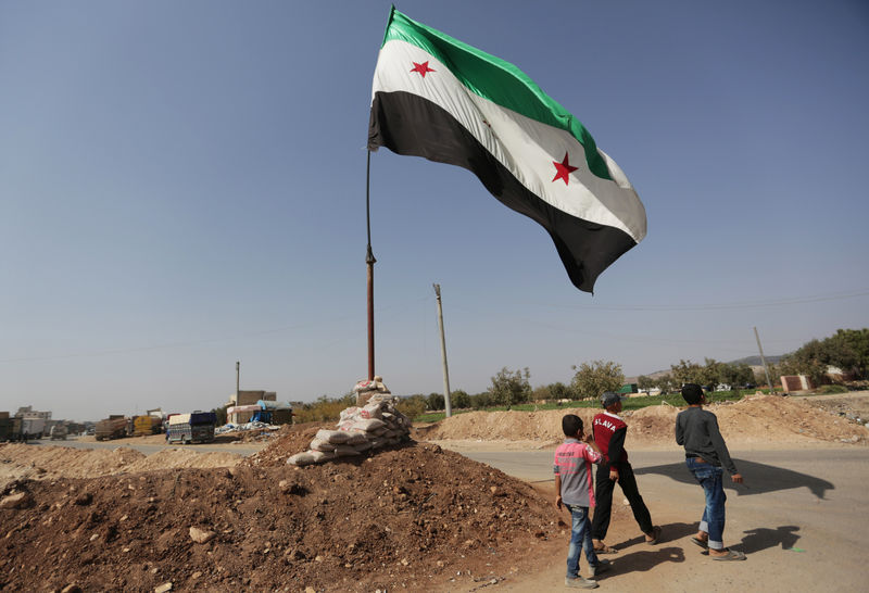 © Reuters. وزارة: الجيش السوري يسحب قواته للسماح للمعارضة المسلحة بمغادرة شرق حلب