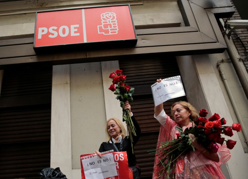 © Reuters. El PSOE ultima su giro a la abstención para evitar nuevas elecciones