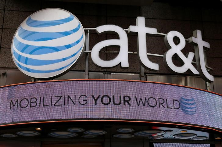 © Reuters. Washington demanda que reguladores estudien la fusión de AT&T y Time Warner