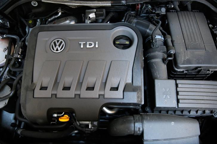 © Reuters. A Volkswagen Passat TDI diesel engine is seen in central London