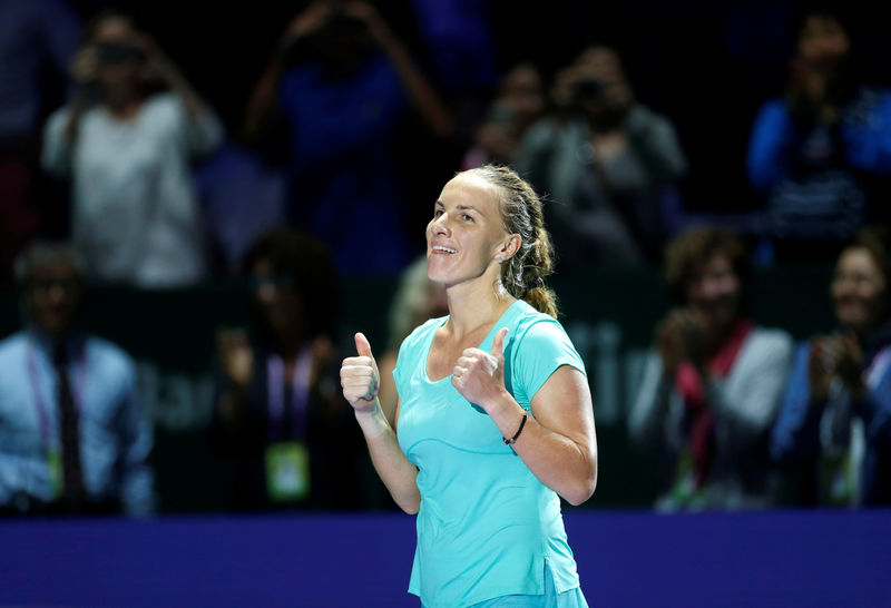 © Reuters. Tennis - Singapore WTA Finals Round Robin Singles - National Indoor Stadium, Singapore