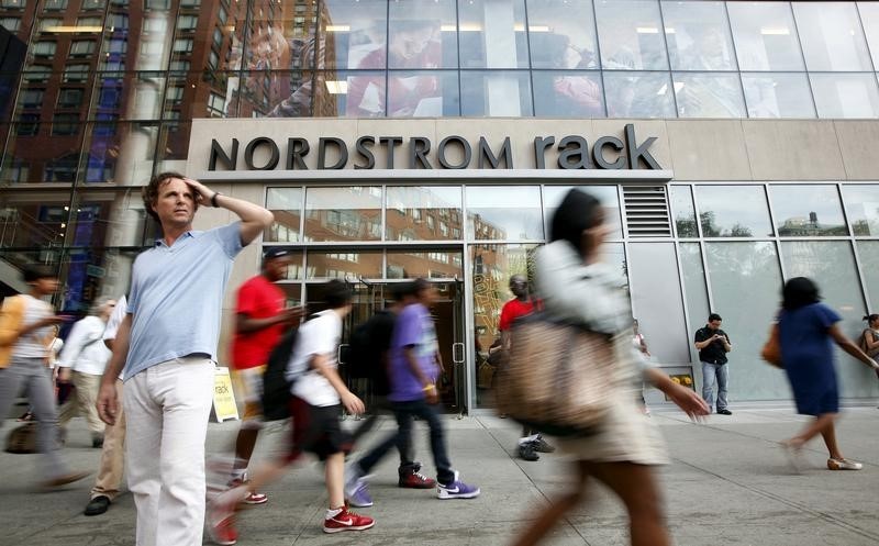 © Reuters. People walk past the Nordstrom Rack store, in New York's Union Square