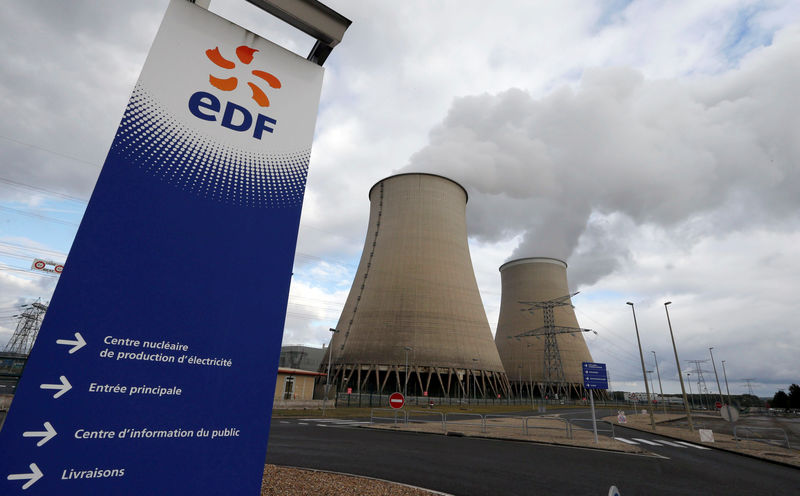 © Reuters. EDF N'EST PAS DISPENSÉ DE REVENDRE SON ÉLÉCTRICITÉ NUCLÉAIRE