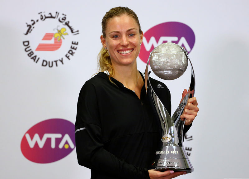 © Reuters. Tennis - Singapore WTA Finals Round Robin Singles