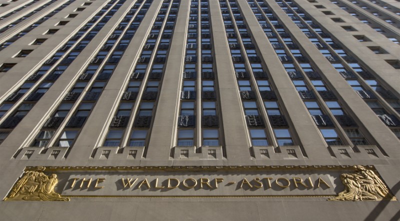 © Reuters. The Waldorf Astoria is pictured at 301 Park Avenue in New York