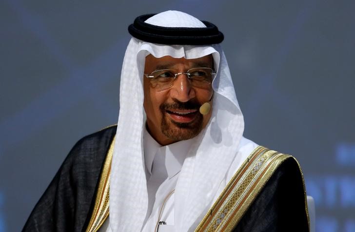 © Reuters. Saudi Arabia's Energy Minister Khalid al-Falih talks during the 23rd World Energy Congress in Istanbul