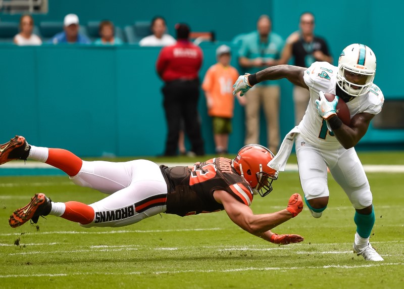 © Reuters. NFL: Cleveland Browns at Miami Dolphins