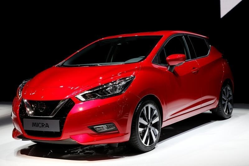 © Reuters. The fifth generation of Nissan Micra car is displayed on media day at the Paris auto show, in Paris