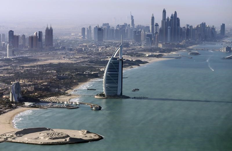 © Reuters. دبي تخطط لمشروع سياحي بقيمة 1.7 مليار دولار على جزيرتين صناعيتين