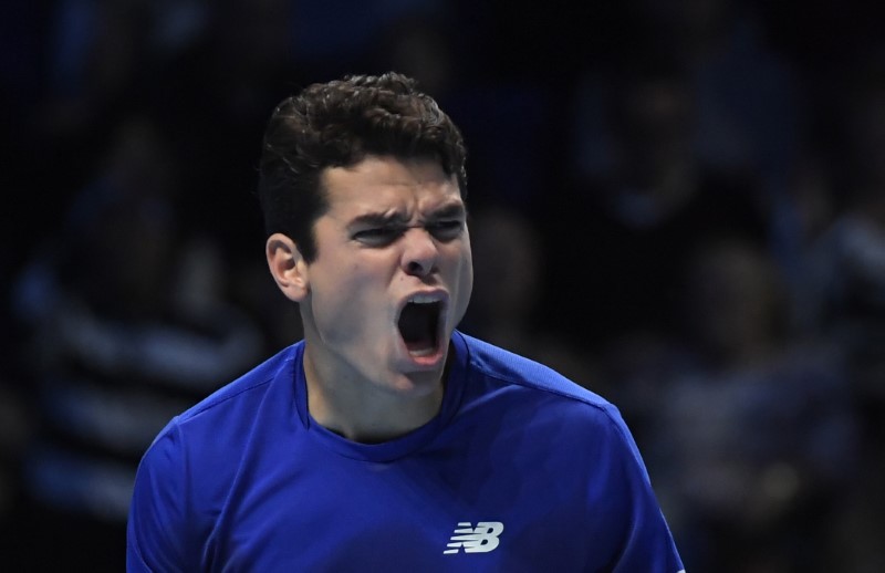 © Reuters. Canada's Milos Raonic reacts during his semi final match against Great Britain's Andy Murray