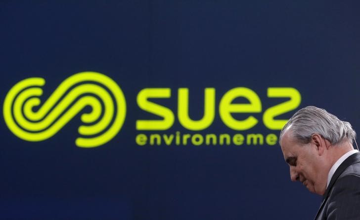 © Reuters. SUEZ LANCE SA RECAPITALISATION POUR FINANCER L'ACHAT DE GE WATER