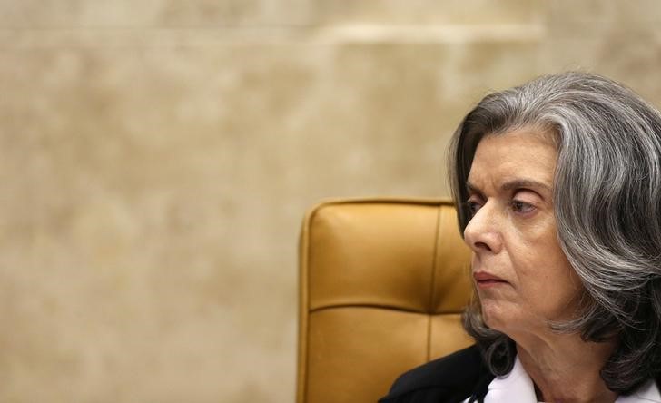 © Reuters. Presidente do Supremo Tribunal Federal (STF), ministra Cármen Lúcia, durante sessão na Suprema Corte em Brasília