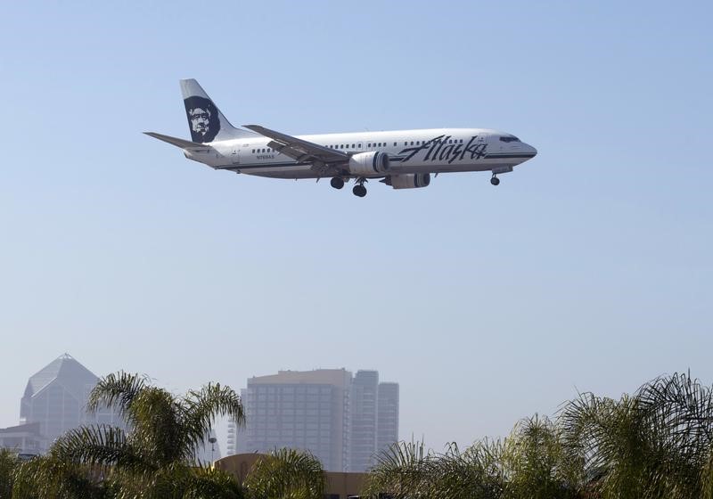 © Reuters. An Alaska Airlines plane is shown on final approach to land in San Diego
