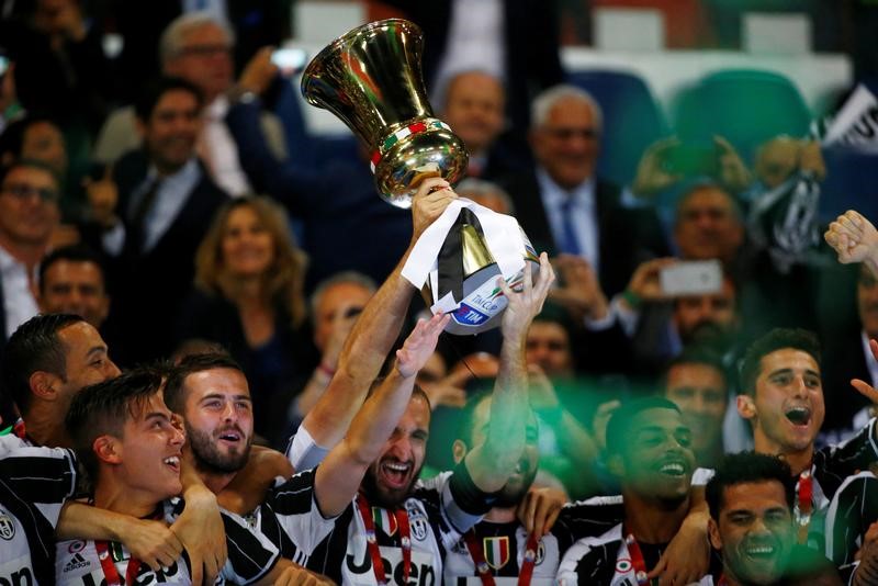 La Juve gana la Copa Italia y da el primer paso en su camino al triplete