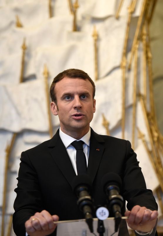 © Reuters. استطلاع: تراجع الثقة في القيادة الفرنسية لأدنى مستوياتها منذ 20 عاما