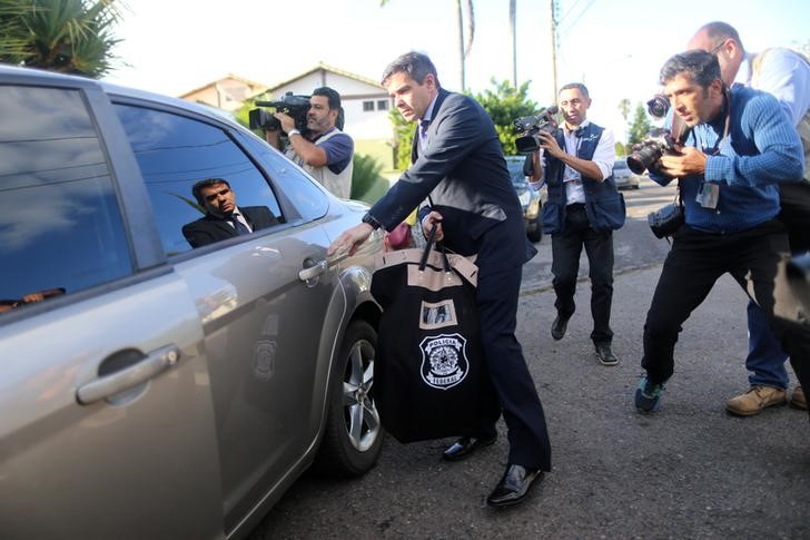 © Reuters. Operação da Polícia Federal nesta quinta-feira em Brasília