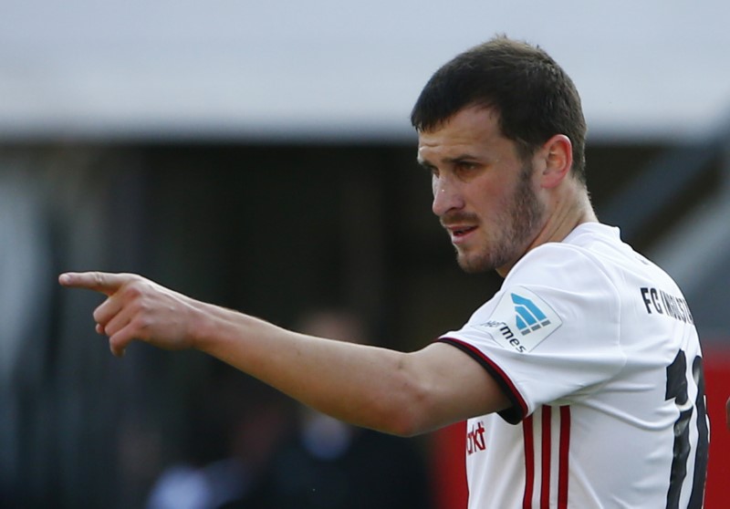 © Reuters. Ingolstadt's Pascal Gross celebrates scoring their first goal