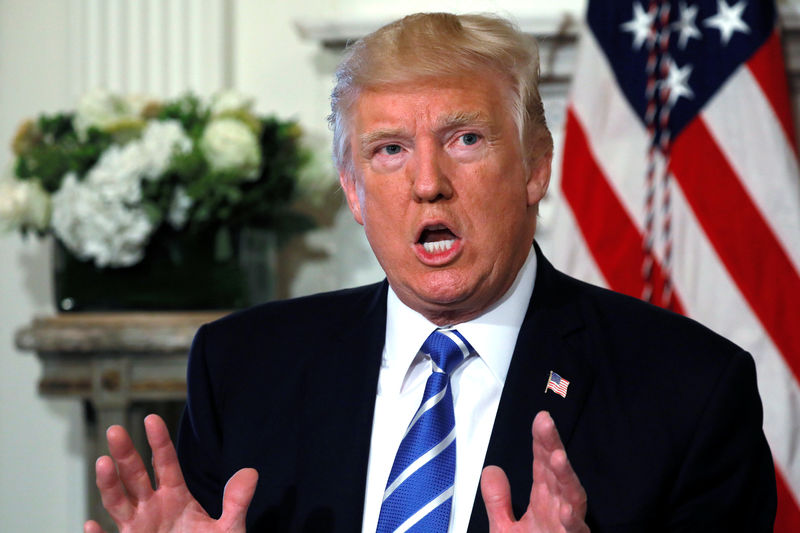 © Reuters. FILE PHOTO - U.S. President Trump speaks to reporters about North Korea at his golf estate in Bedminster, New Jersey