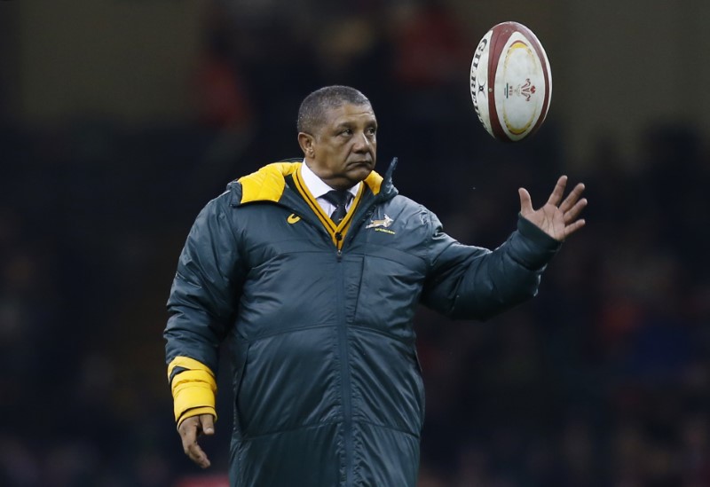 © Reuters. South Africa Head Coach Allister Coetzee before the match