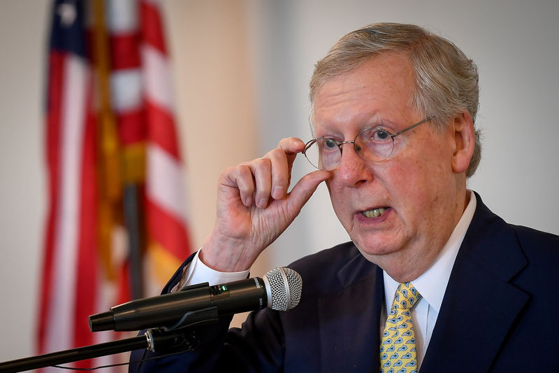 © Reuters. FILE PHOTO:  U.S. Senate Majority Leader McConnell speaks in Elizabethtown