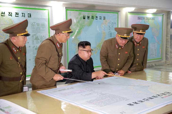 © Reuters. North Korean leader Kim Jong Un inspected the Command of the Strategic Force of the Korean People's Army in an unknown location in North Korea