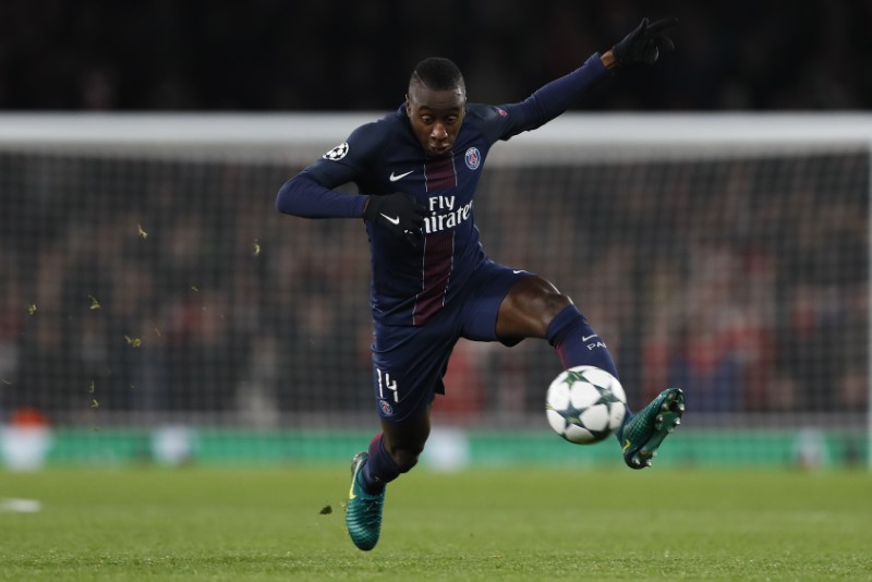 © Reuters. FILE PHOTO: Paris Saint-Germain's Blaise Matuidi in action