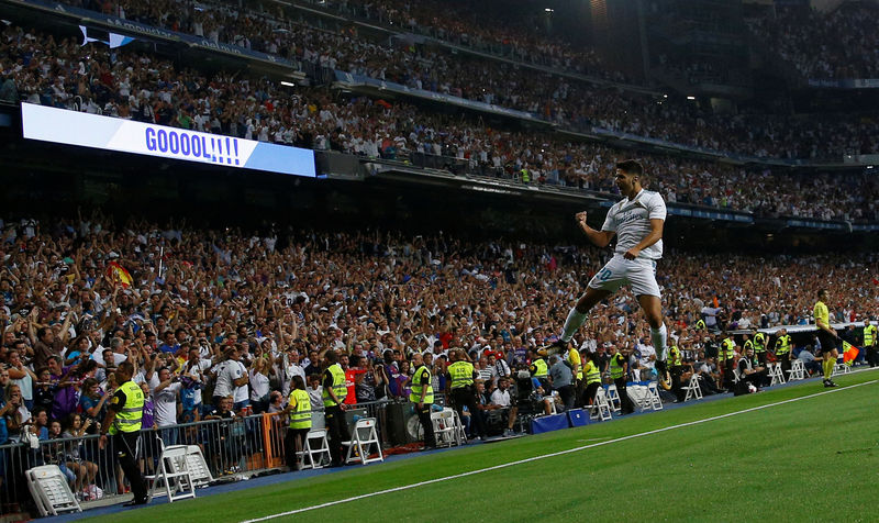 © Reuters. El talento de Asensio deja al Barça pensando en lo que podría tener