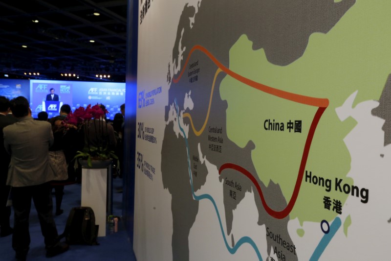 © Reuters. A map illustrating China's silk road economic belt and the 21st century maritime silk road, or the so-called "One Belt, One Road" megaproject, is displayed at the Asian Financial Forum in Hong Kong