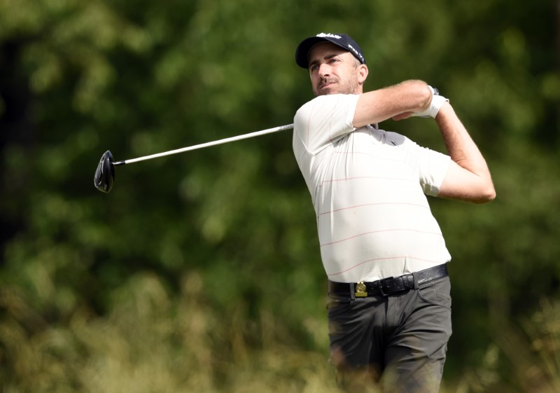 © Reuters. FILE PHOTO - PGA: U.S. Open - First Round