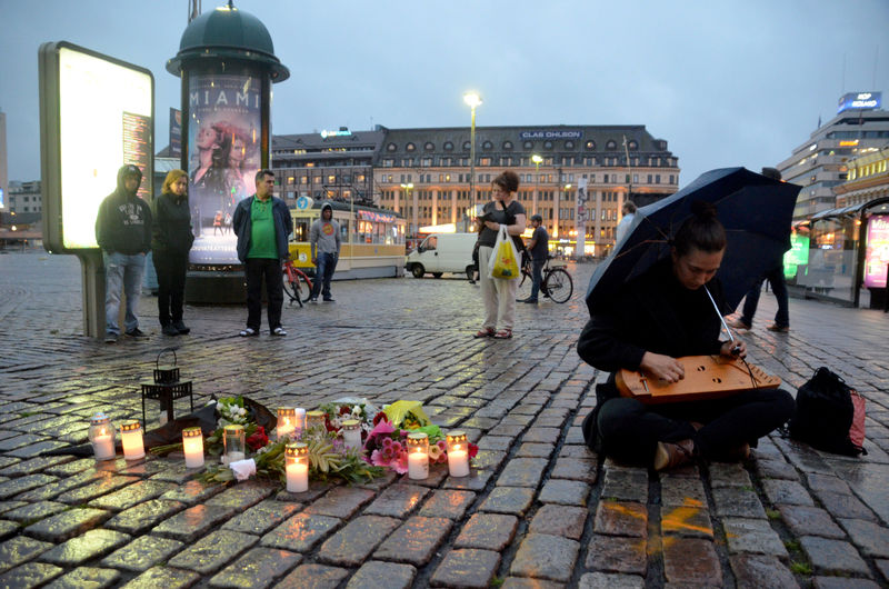 © Reuters. La policía liga el apuñalamiento de Finlandia con el terrorismo