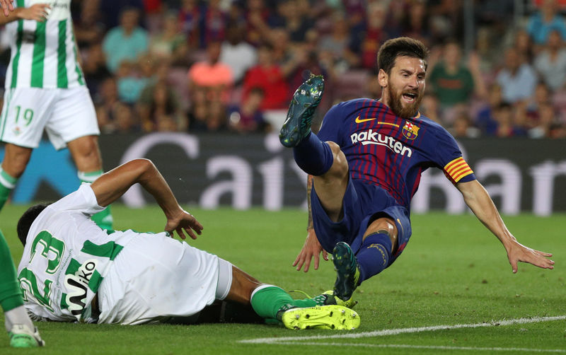 © Reuters. La Liga - Barcelona vs Real Betis