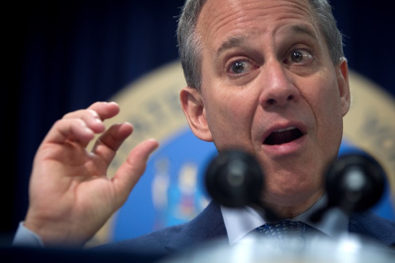 © Reuters. FILE PHOTO: Schneiderman speaks during news conference in New York