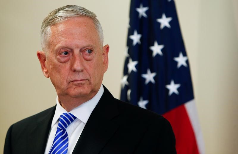 © Reuters. Ministro da Defesa James Mattis durante entrevista