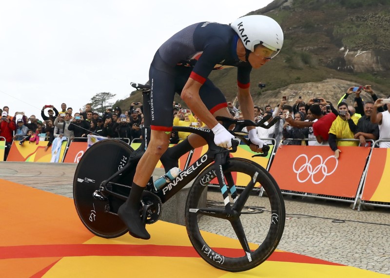 © Reuters. FILE PHOTO: 2016 Rio Olympics - Cycling Road - Men's Individual Time Trial