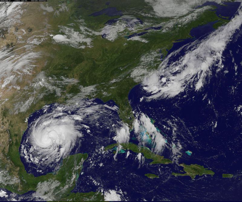 © Reuters. Tempestade tropical Harvey se aproxima da costa do Golfo do Texas, nos Estados Unidos