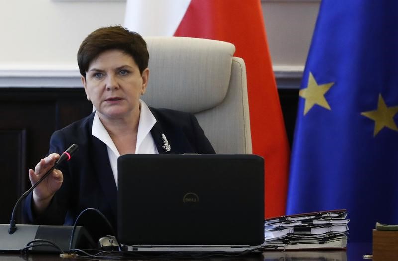 © Reuters. TRAVAIL DÉTACHÉ: LA POLOGNE NE BOUGERA PAS, PROMET SZYDLO