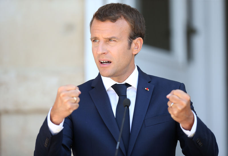 © Reuters. Presidente da França, Emmanuel Macron, durante coletiva de imprensa conjunta com primeiro-ministro da Bulgária, Boyko Borissov, perto de Varna